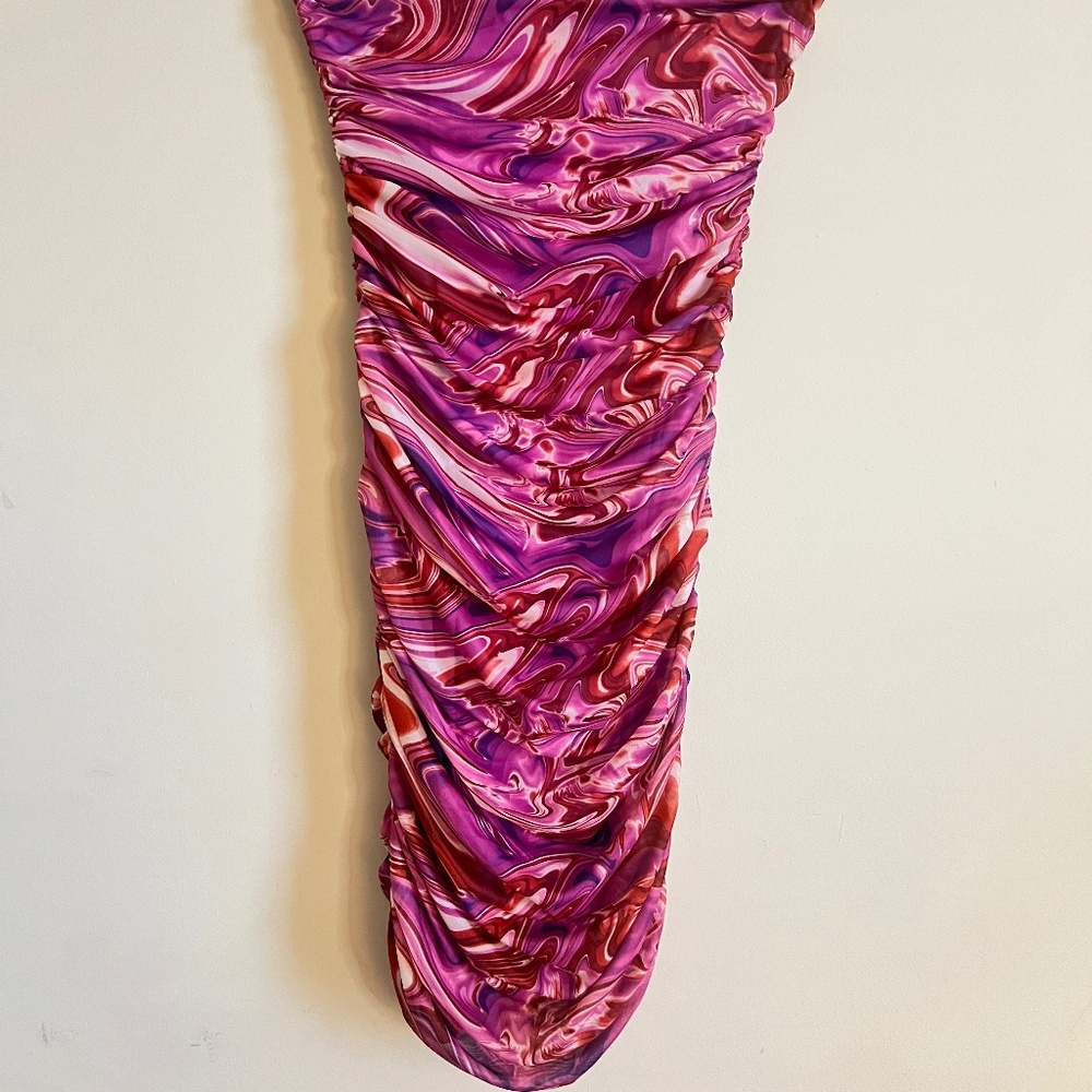 Dress - Picture 2 of 5